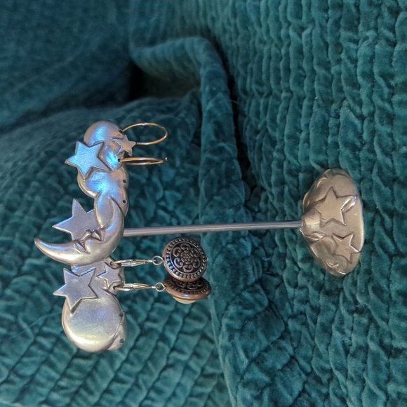 Vtg 1991 SEAGULL Pewter Signed Earring Tree Holder Stand Moon and Stars - Picture 2 of 9